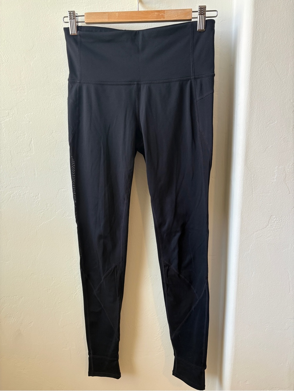 GAP Black GapFit High-Waist Blackout Technology Small Activewear Yoga Leggings
